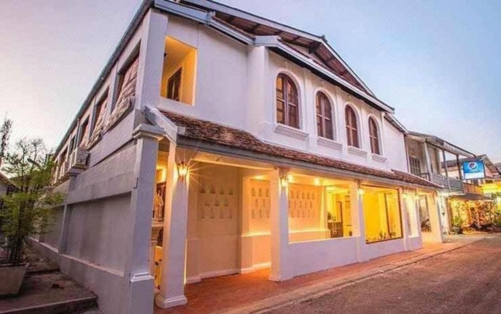 Le Luxe Boutique Hotel Vientiane Esterno foto