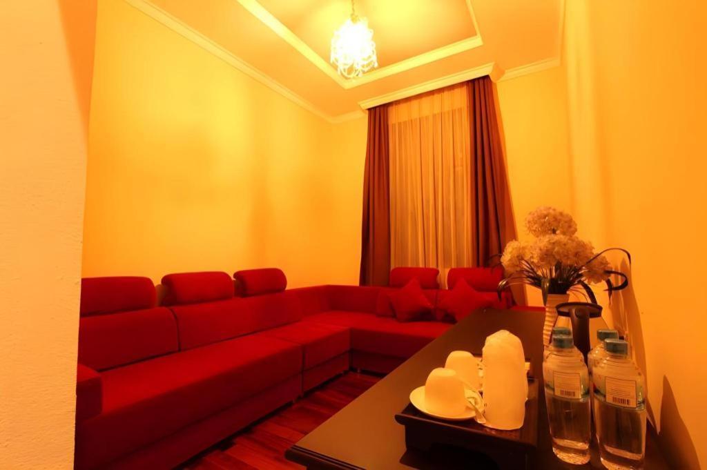 Le Luxe Boutique Hotel Vientiane Esterno foto